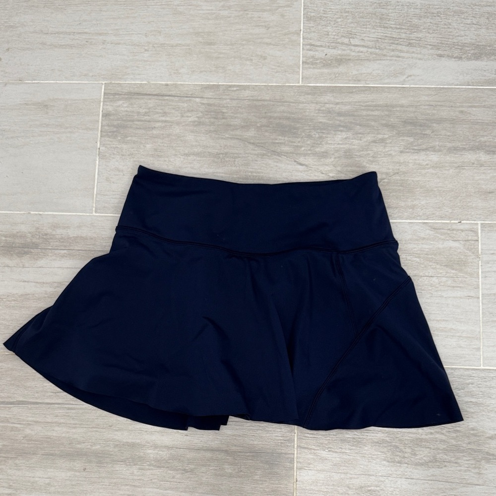 Athleta Ace Advantage high rise 13.5” Dark Blue Tennis Skort